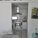 לינה וארוחת בוקר La Cameretta איסקיה