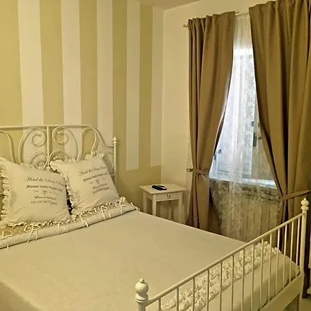 فندق مبيت وإفطار La Cameretta ايسكيا